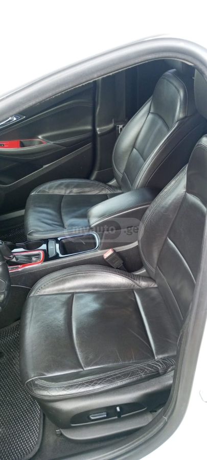 Chevrolet Cruze - фото 9