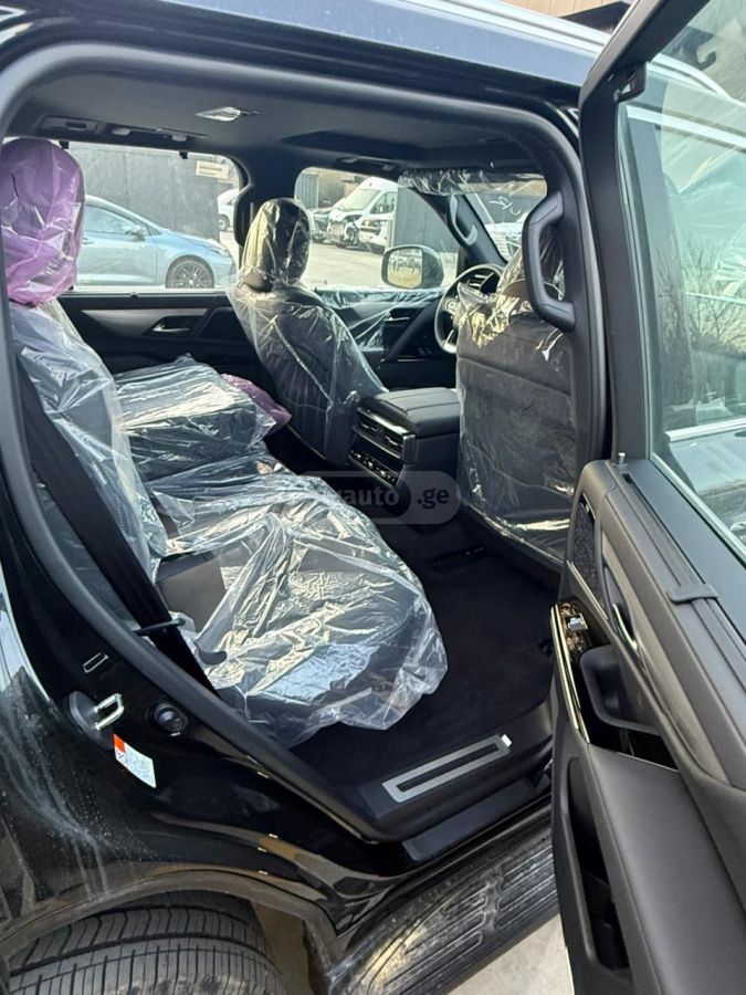 Lexus LX 500 - фото 7