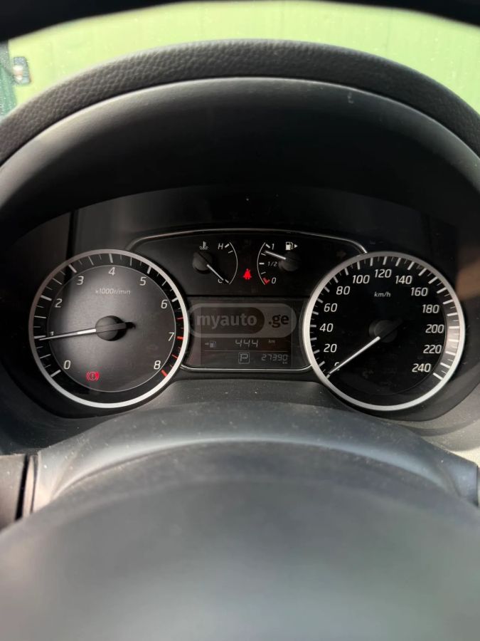 Nissan Sylphy 2022 — миниатюра 6