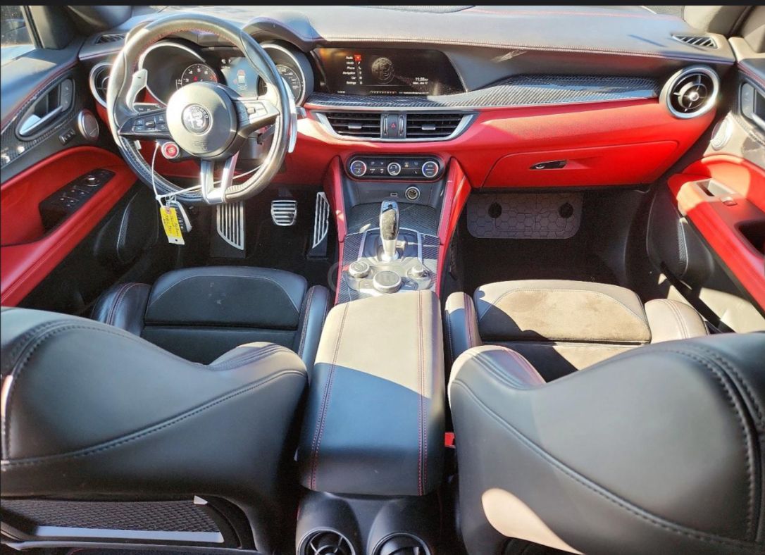 Alfa Romeo Stelvio - фото 4