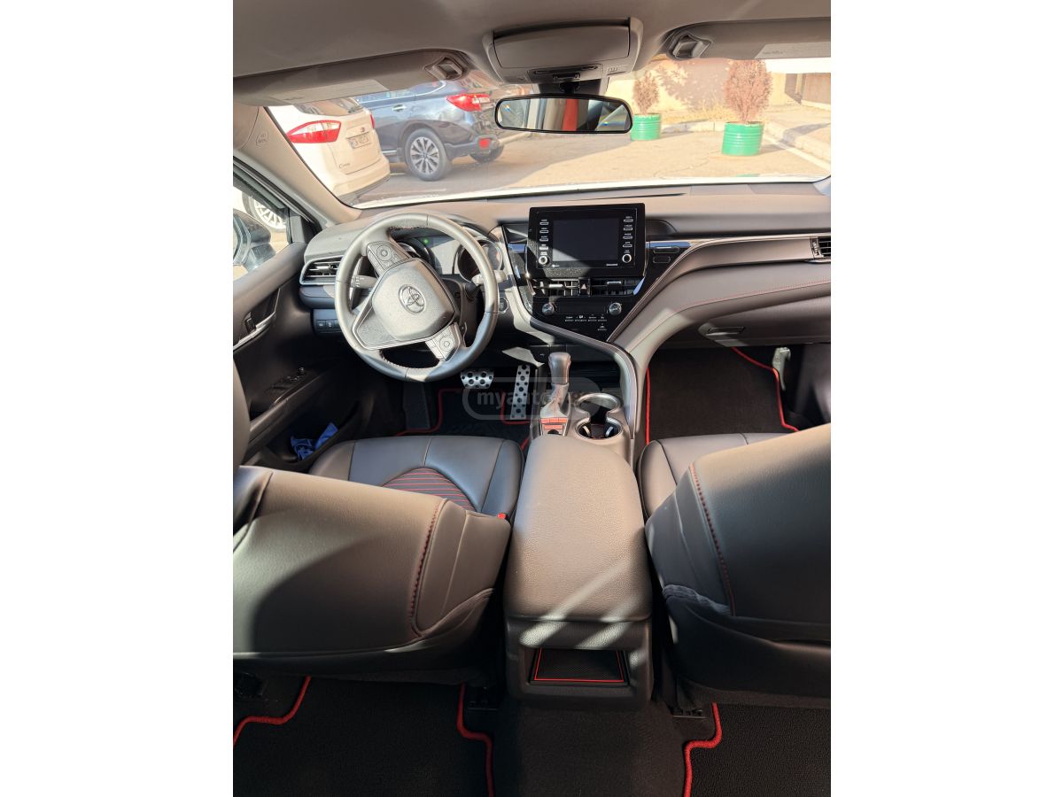 Toyota Camry - фото 8