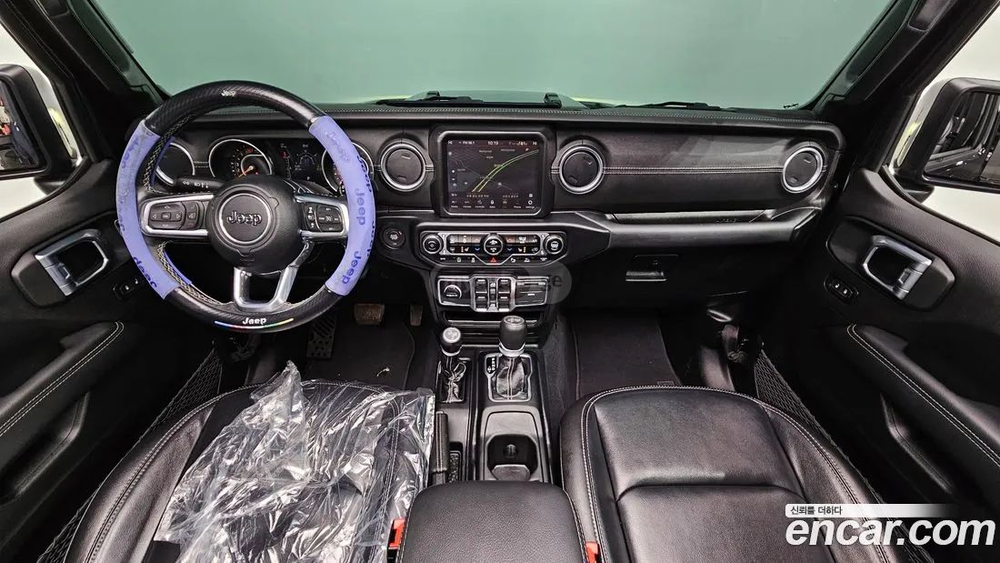 Jeep Wrangler - фото 7