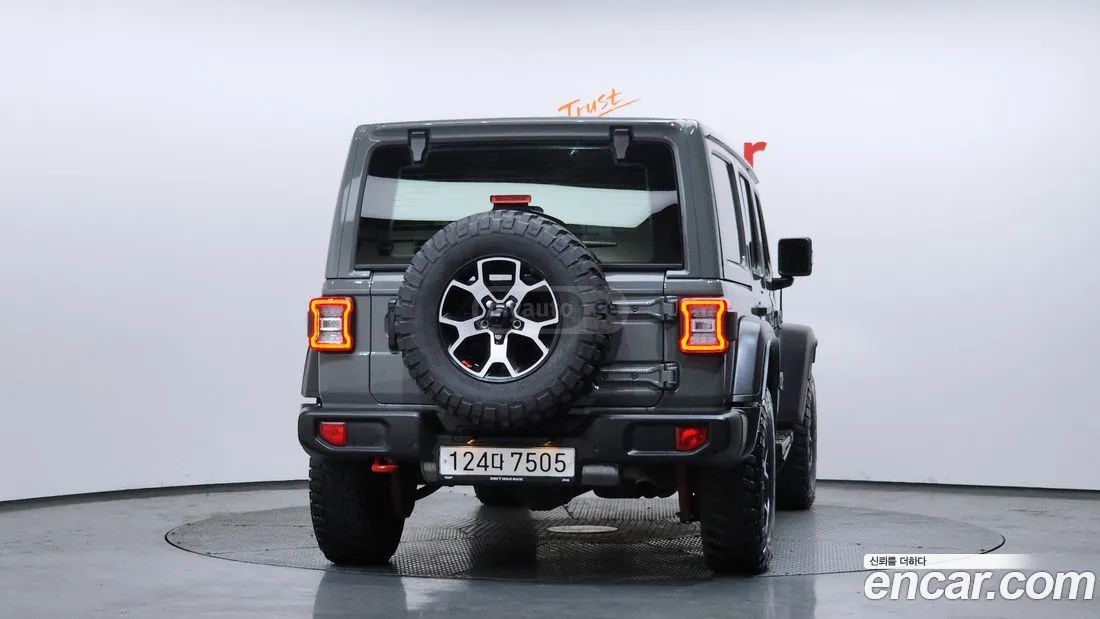 Jeep Wrangler - фото 4