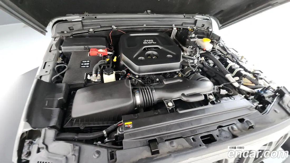 Jeep Wrangler - фото 6