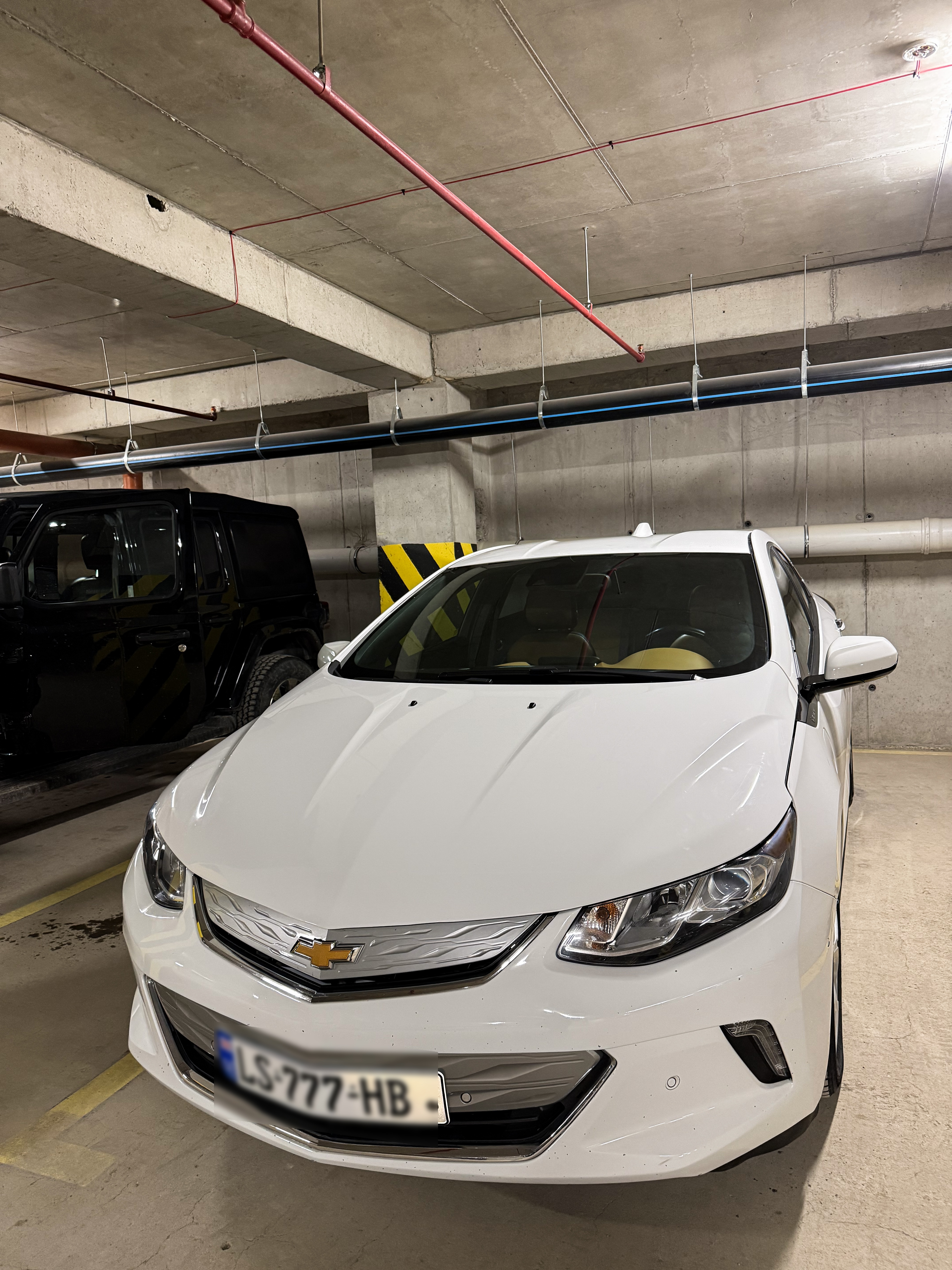 Chevrolet Volt - фото 1