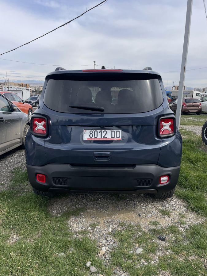 Jeep Renegade - фото 3