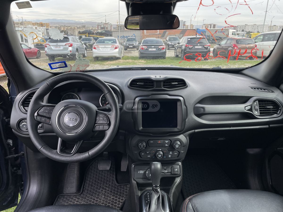 Jeep Renegade - фото 4