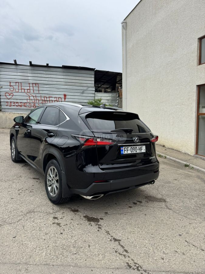 Lexus NX 200 - фото 6
