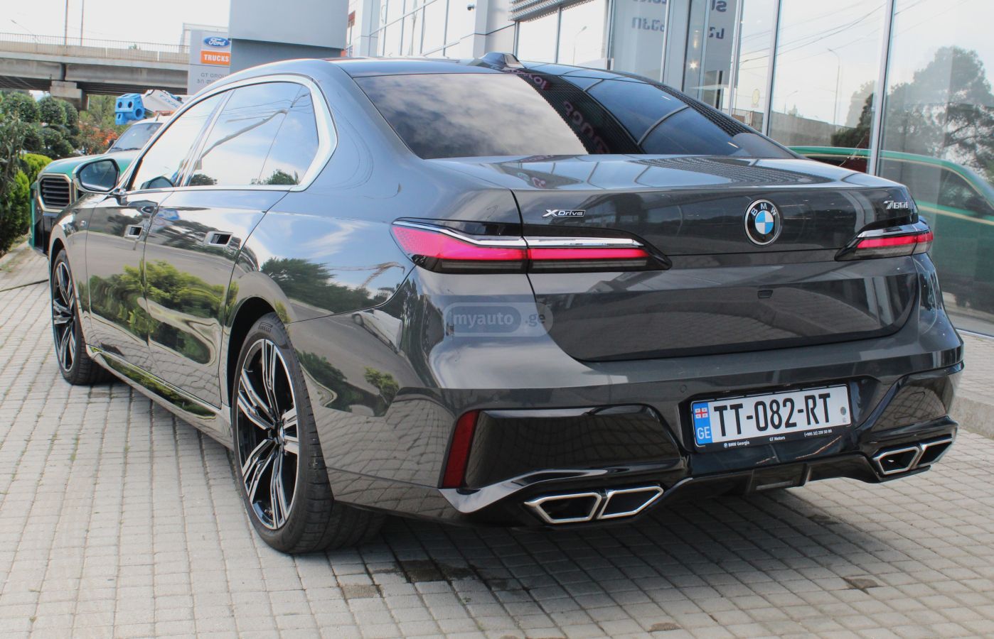 იყიდება BMW 760 2023 | MYAUTO.GE ავტომობილების ყიდვა გაყიდვა, გაქირავება