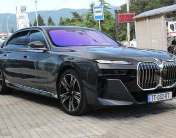 BMW 760 