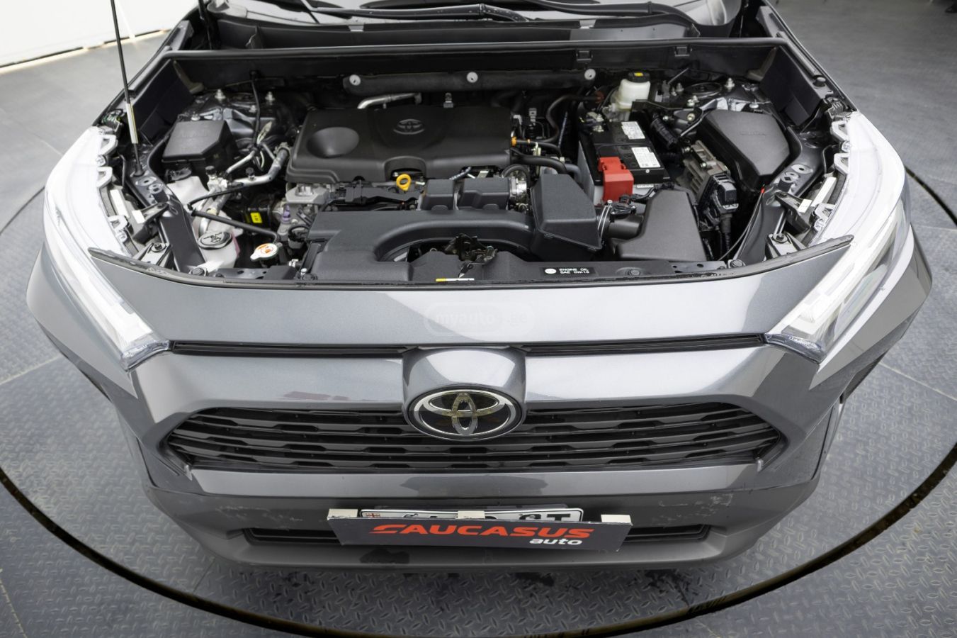 Toyota RAV 4 - фото 14