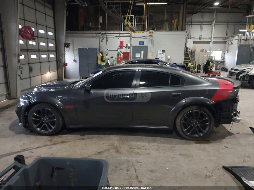 Dodge Charger 2021 — миниатюра 15