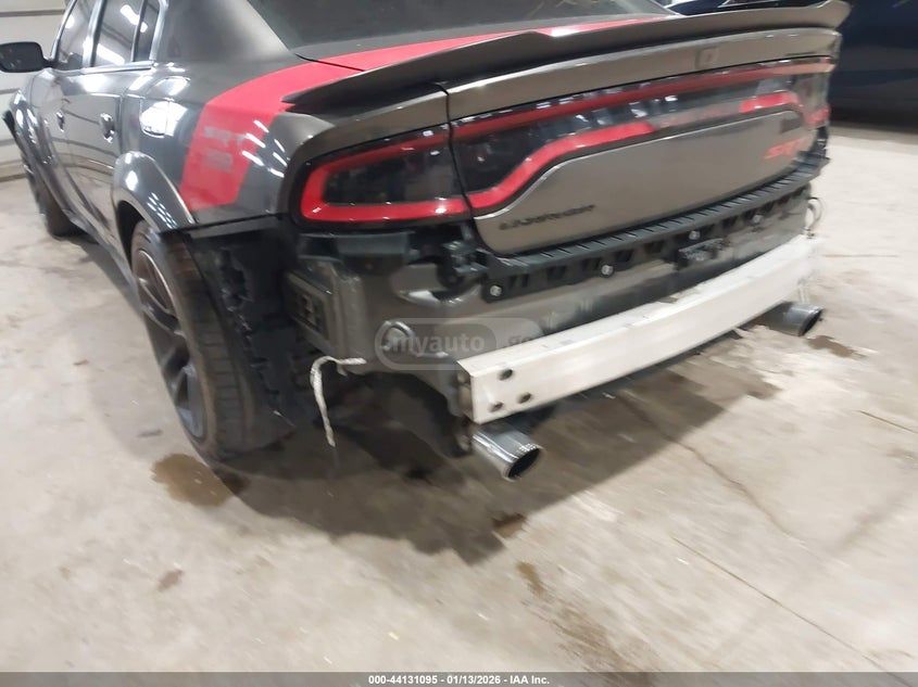 Dodge Charger 2021 — миниатюра 6