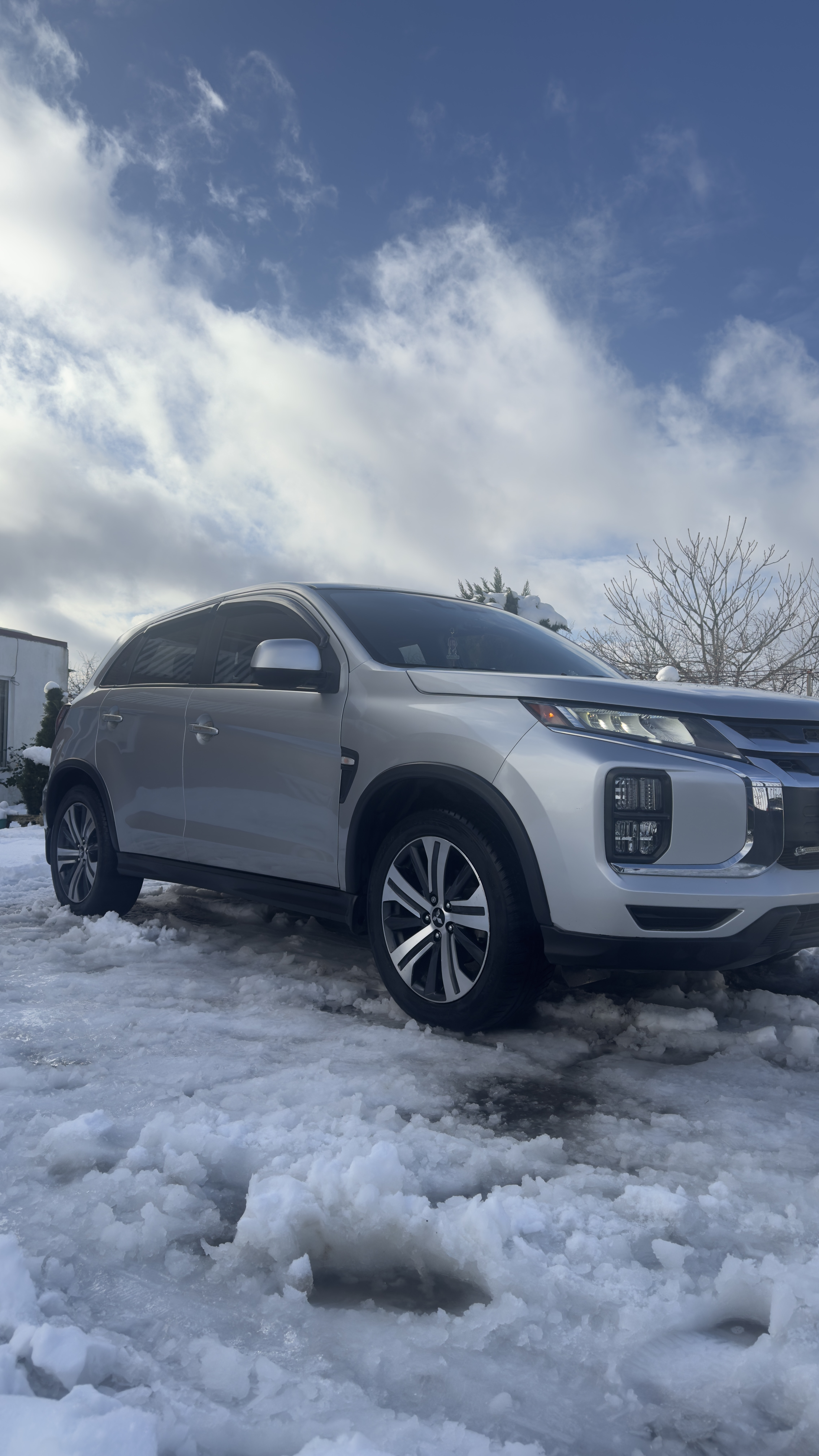 Mitsubishi Outlander Sport - фото 3