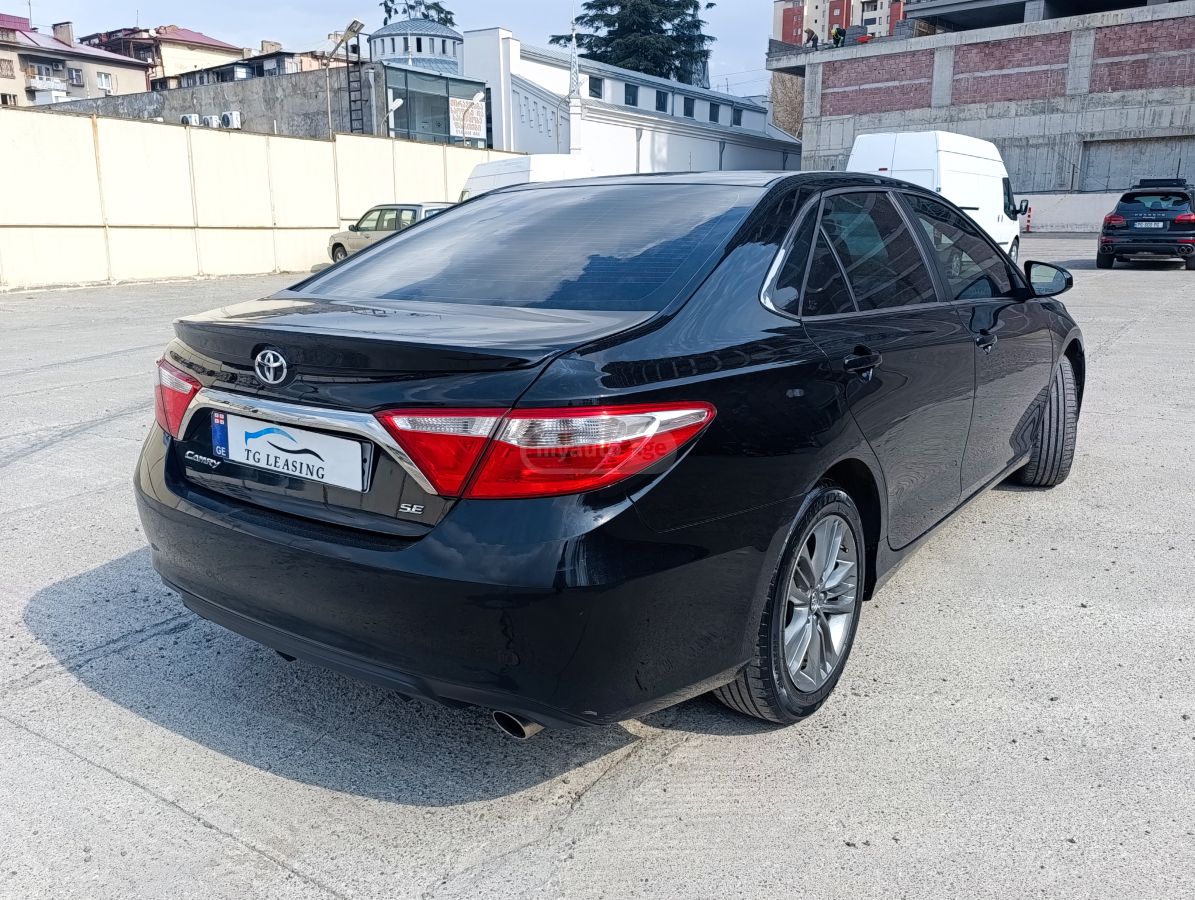 Toyota Camry - фото 5