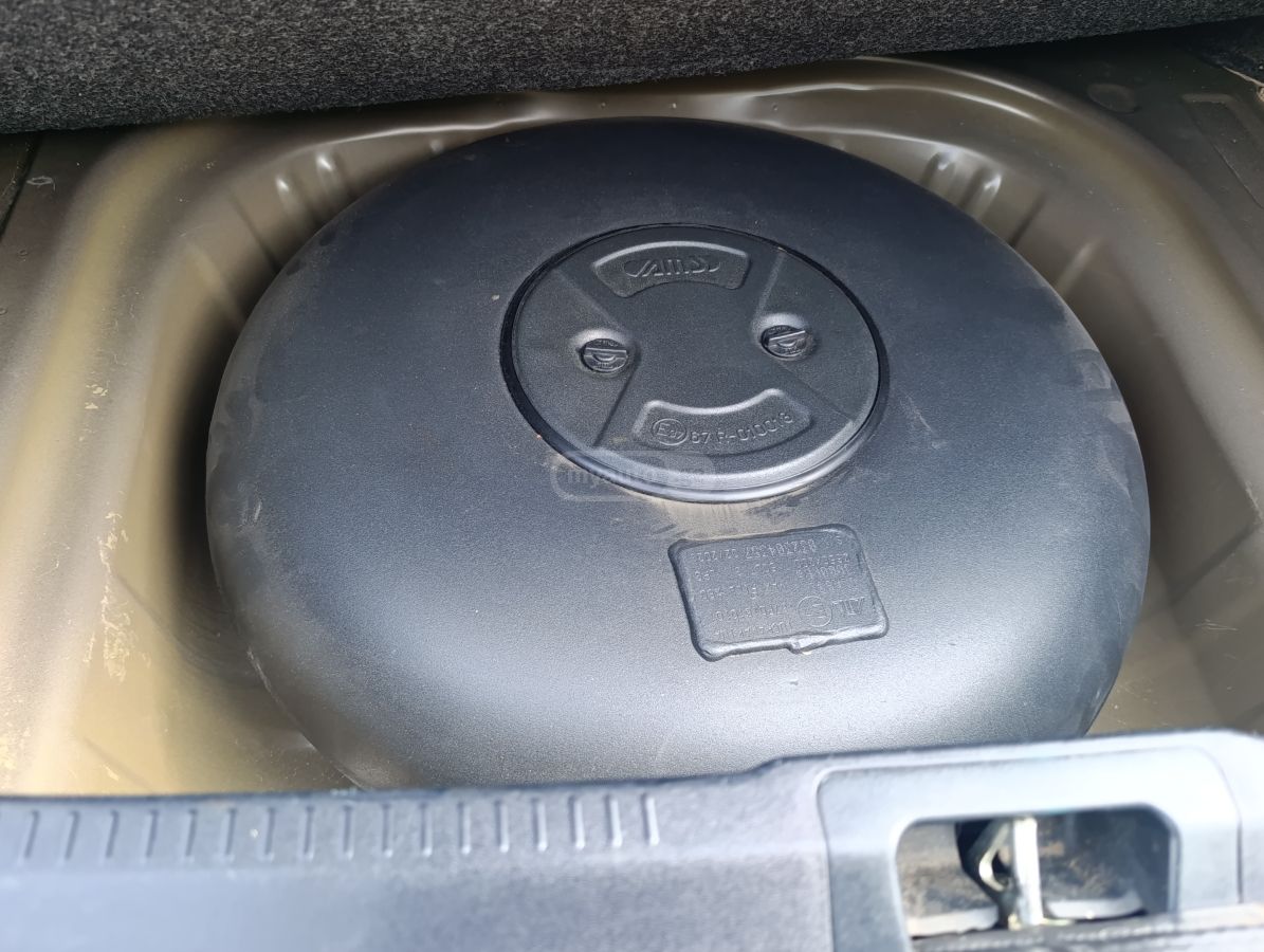 Toyota Camry - фото 7