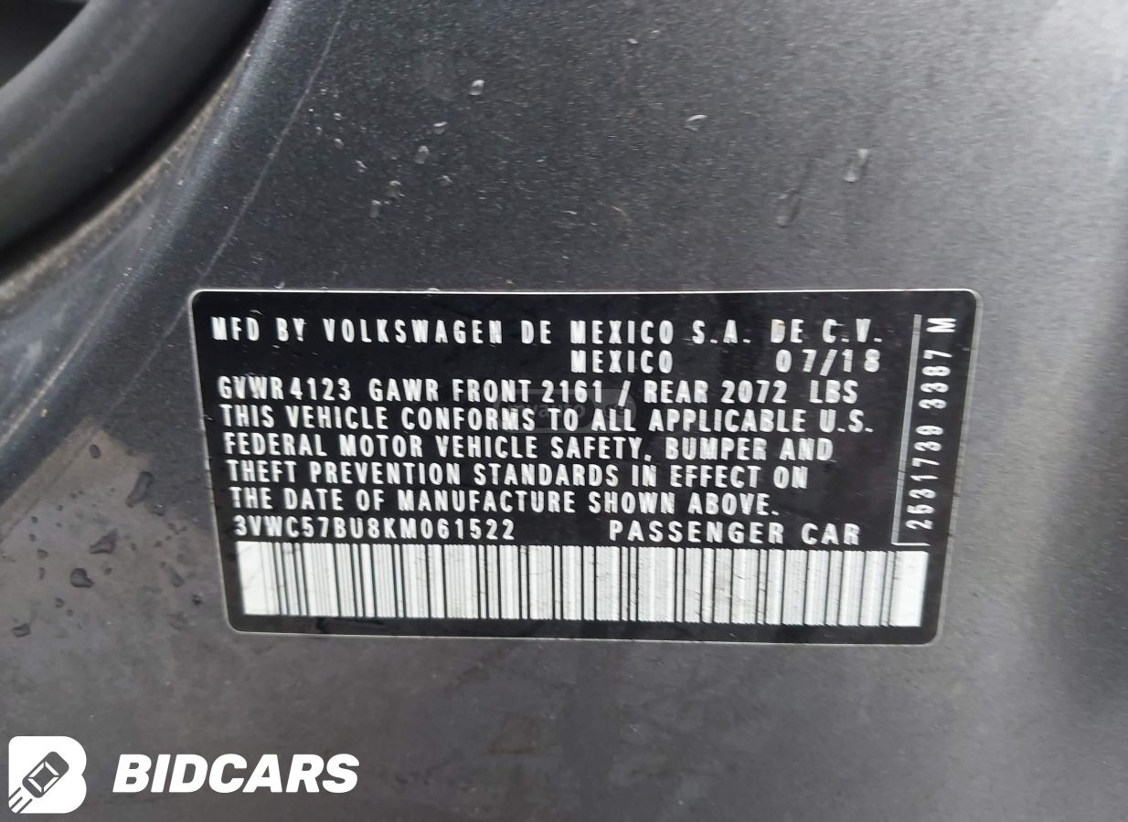 Volkswagen Jetta - фото 10