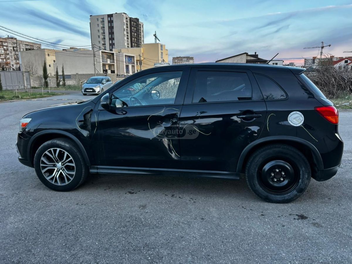 Mitsubishi Outlander Sport - фото 5