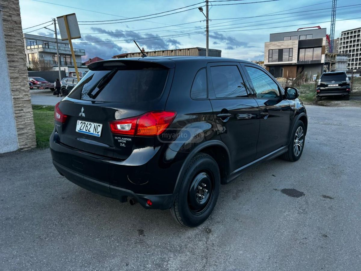 Mitsubishi Outlander Sport - фото 6