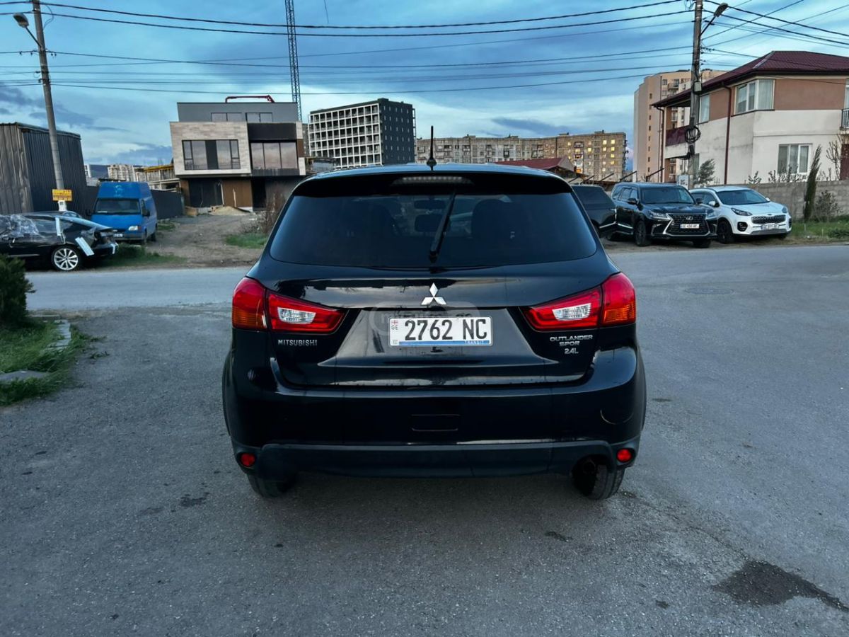 Mitsubishi Outlander Sport - фото 8