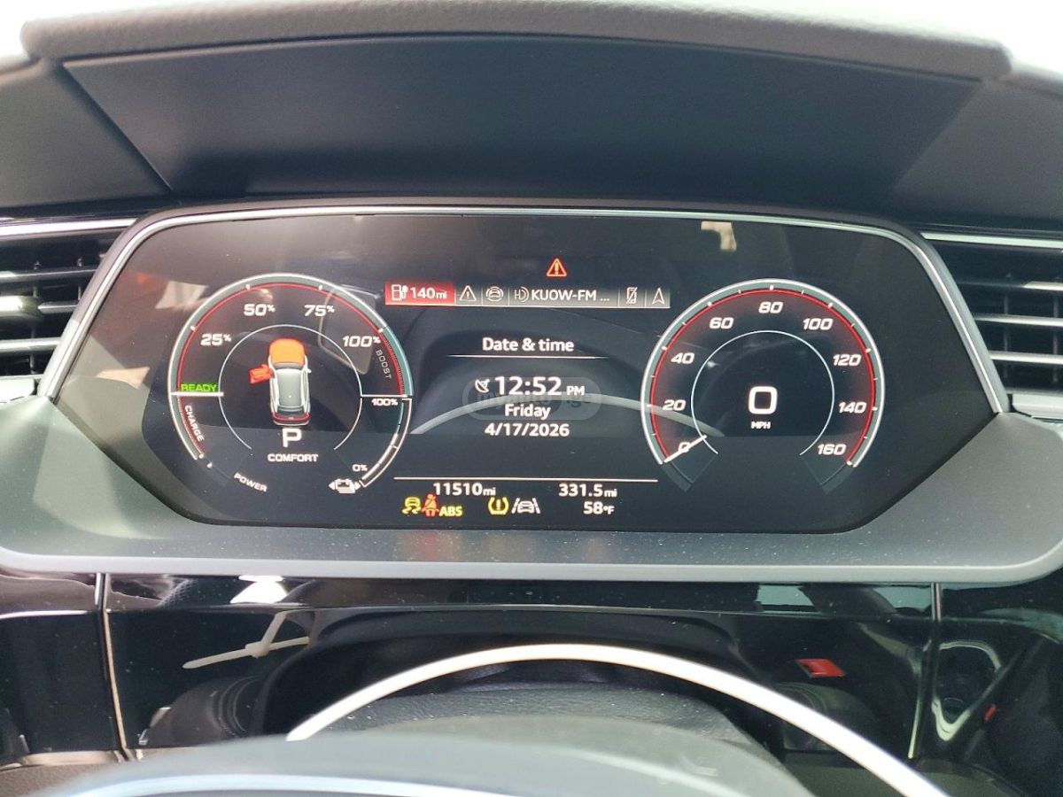 Audi SQ8 - фото 9