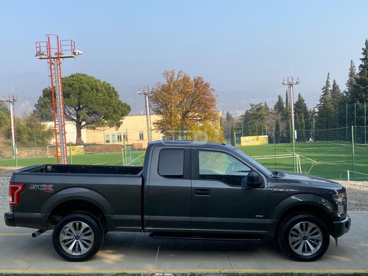 Ford F150 - фото 5