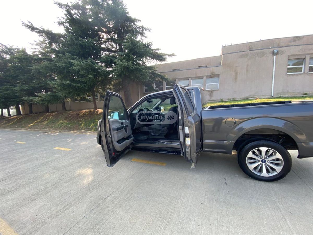 Ford F150 - фото 8