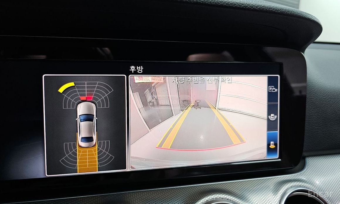 Mercedes-Benz E 250 2020 — миниатюра 12