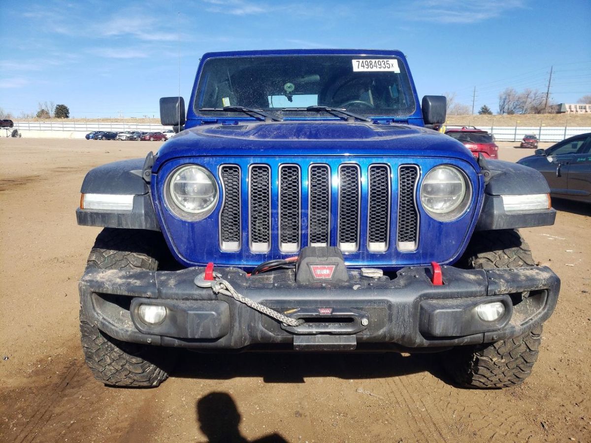 Jeep Wrangler - фото 5