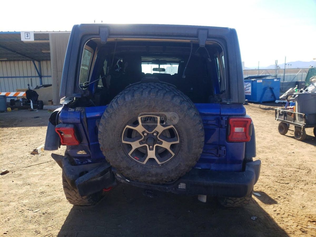 Jeep Wrangler - фото 6