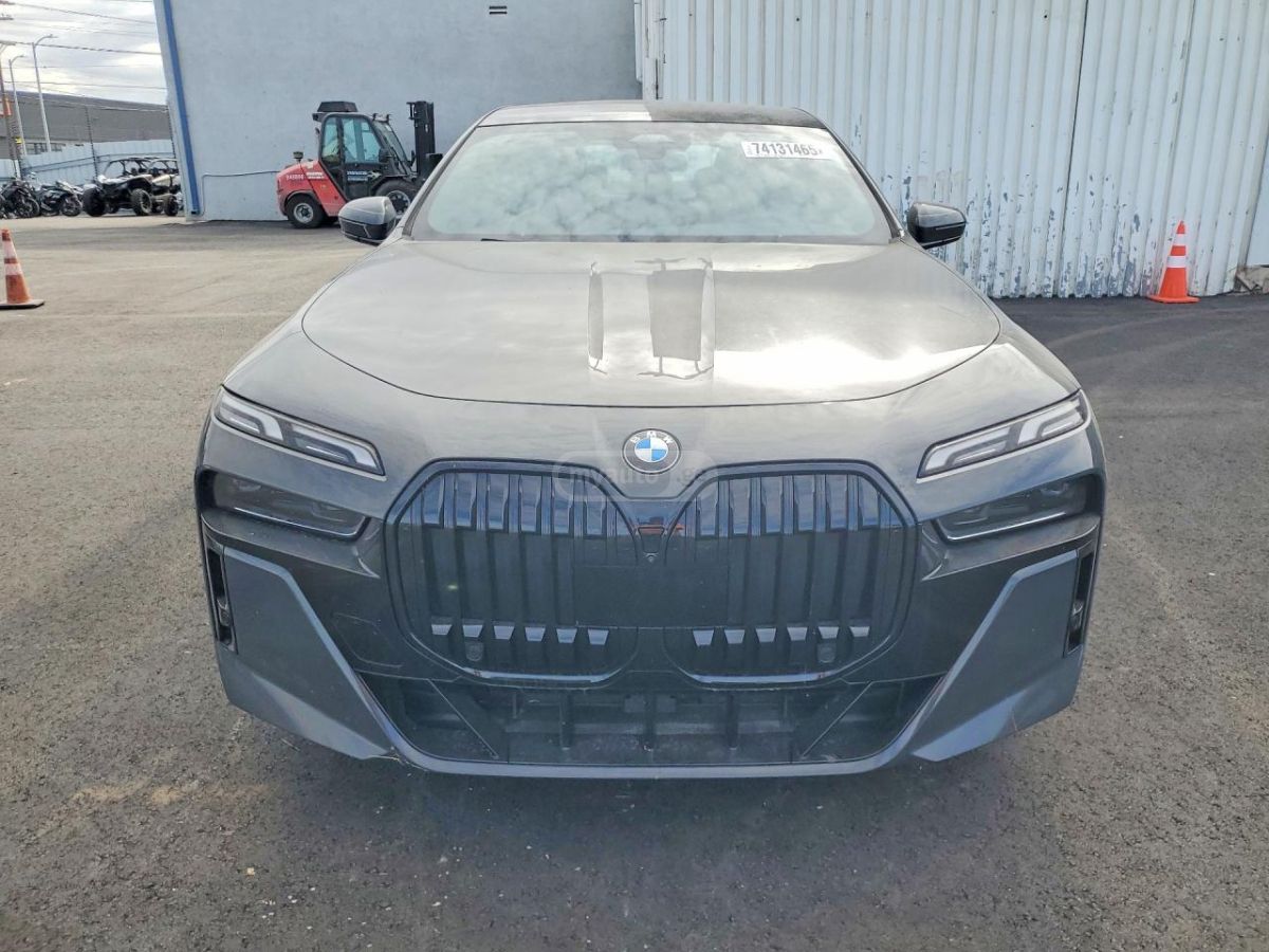 BMW 740 2023 — миниатюра 5