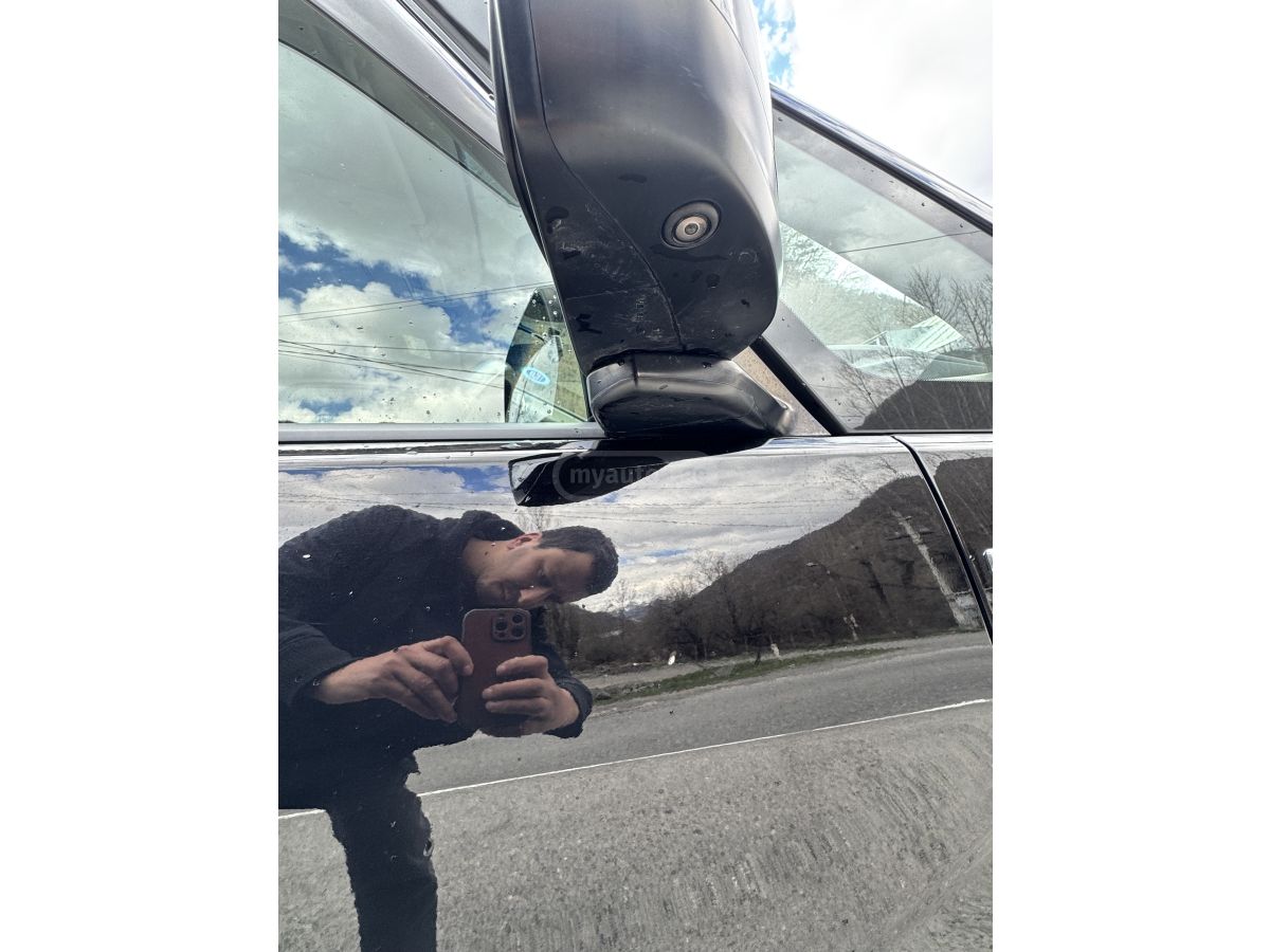 Honda Step Wagon - фото 9