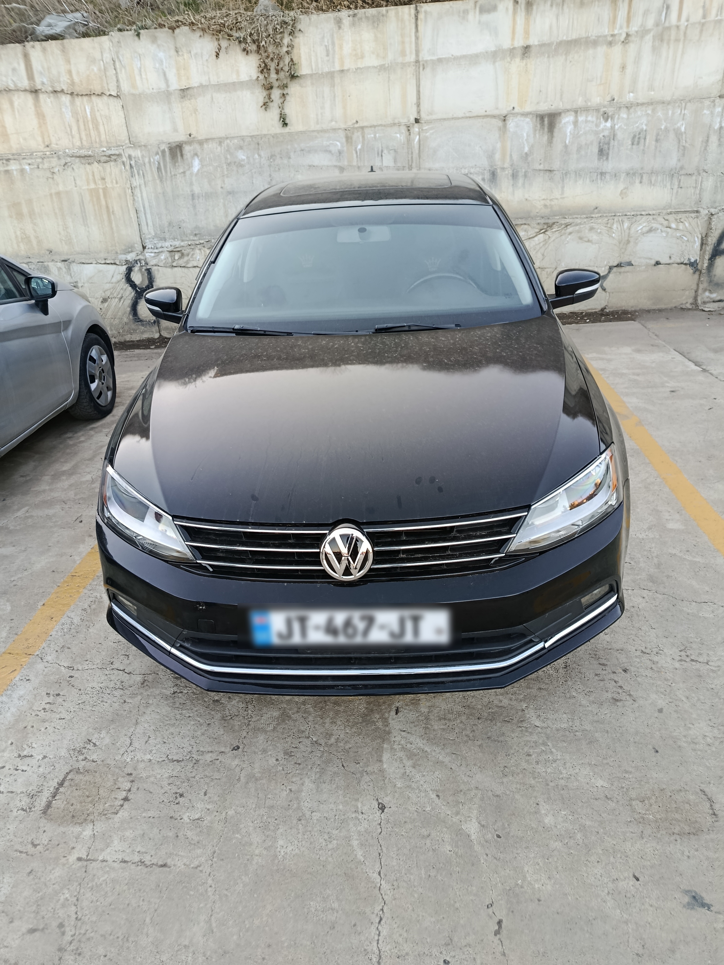 Volkswagen Jetta - фото 1