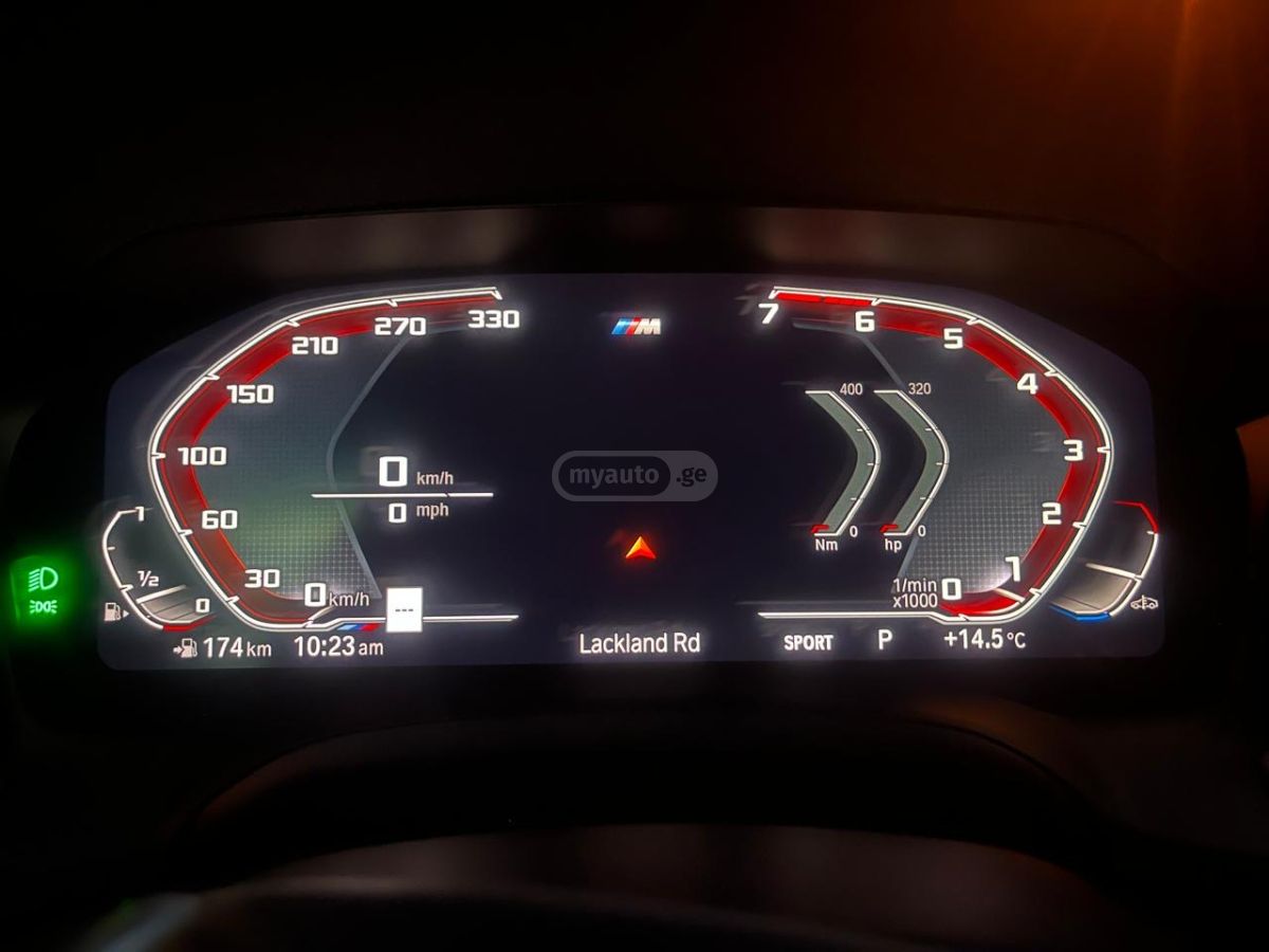 BMW 330 - фото 1