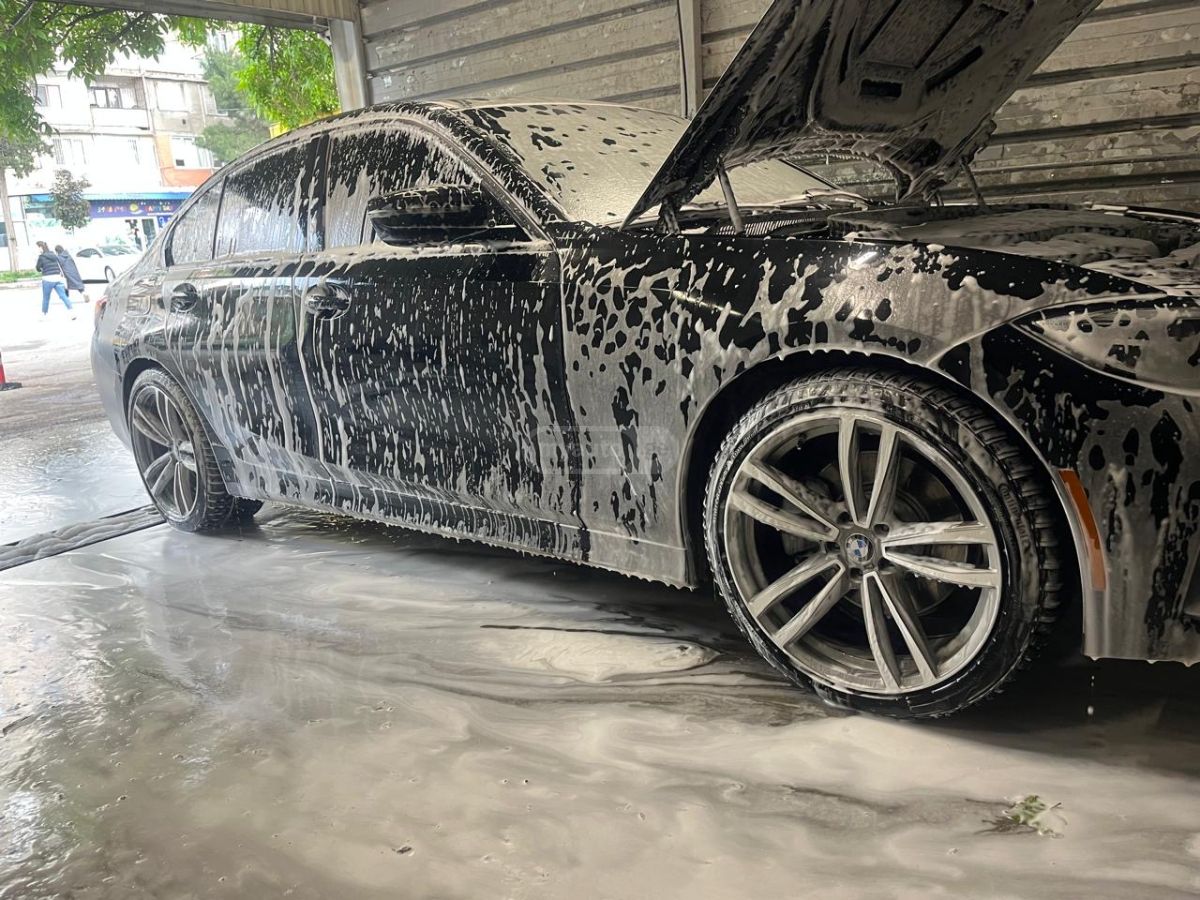 BMW 330 - фото 2