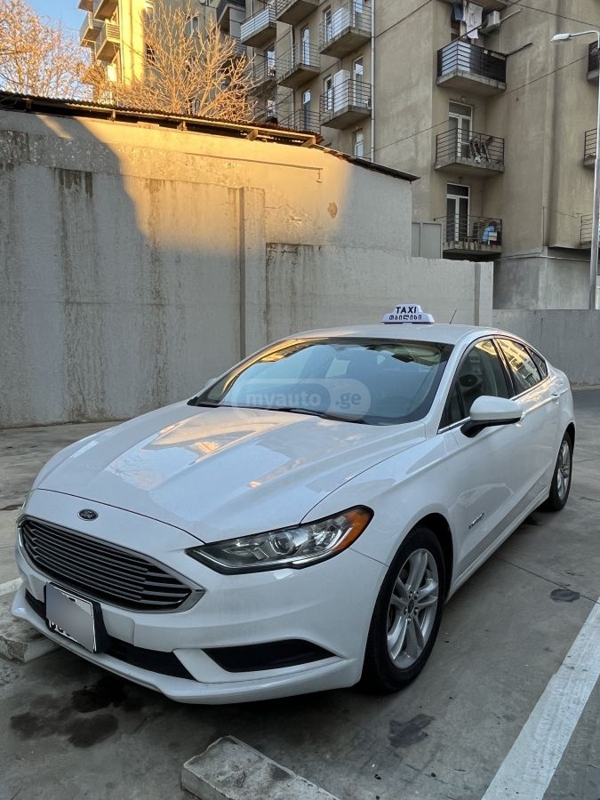 Ford Fusion - фото 5