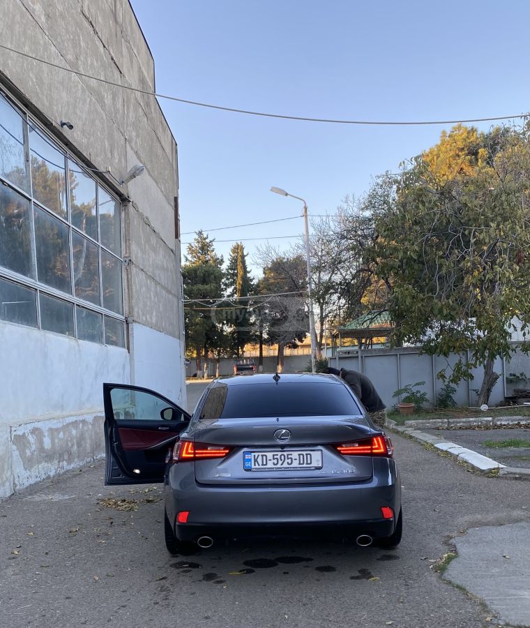 Lexus IS 350 - фото 13
