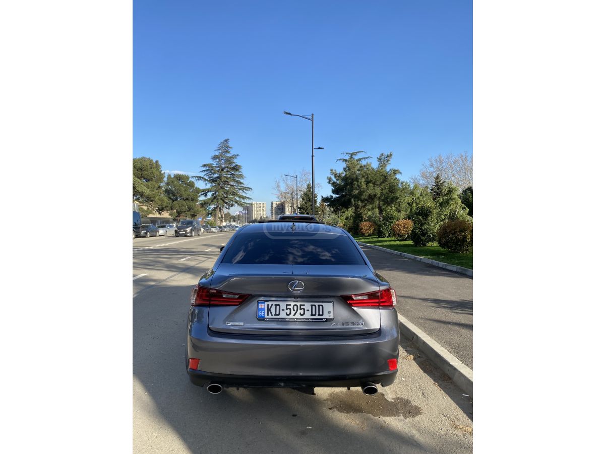 Lexus IS 350 - фото 3