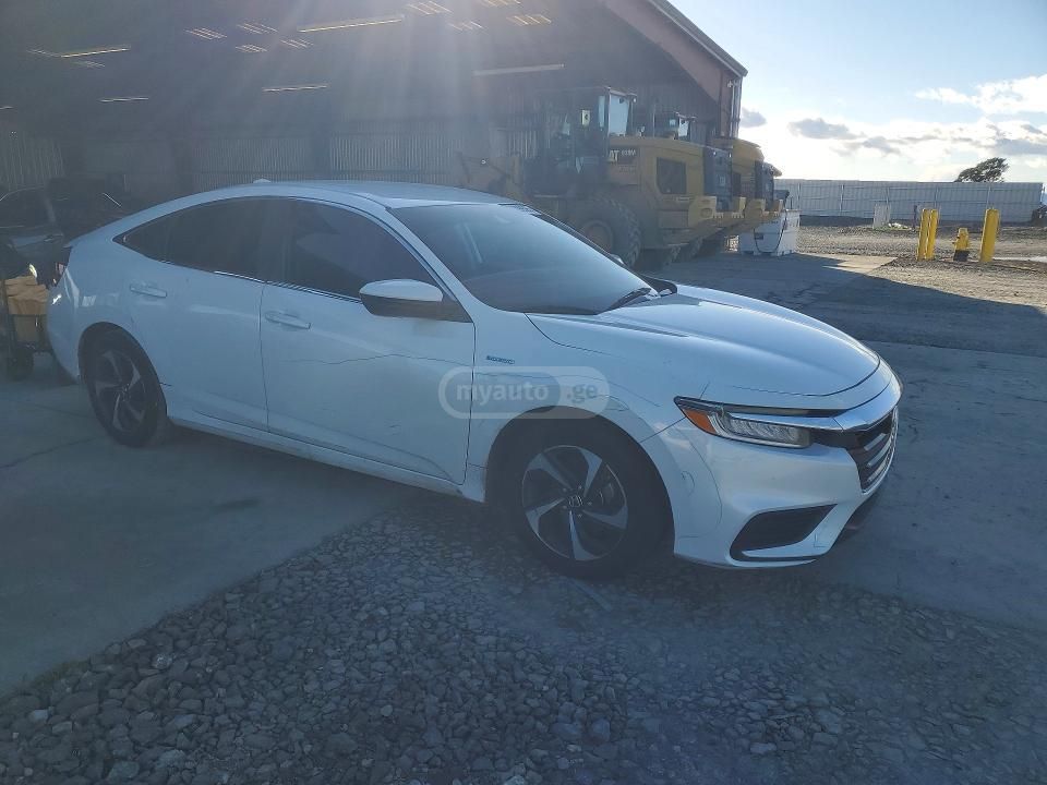 Honda Insight - фото 2