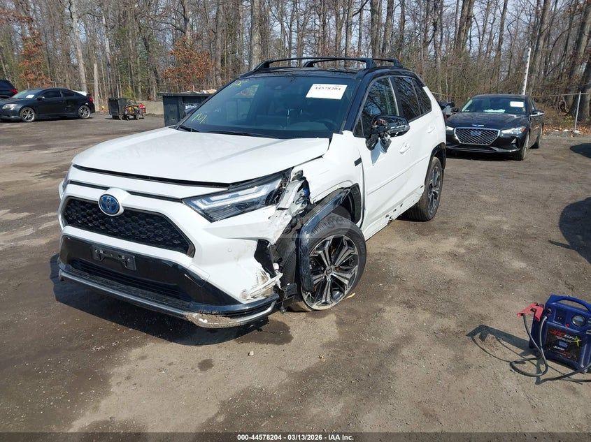 Toyota RAV 4 - фото 2