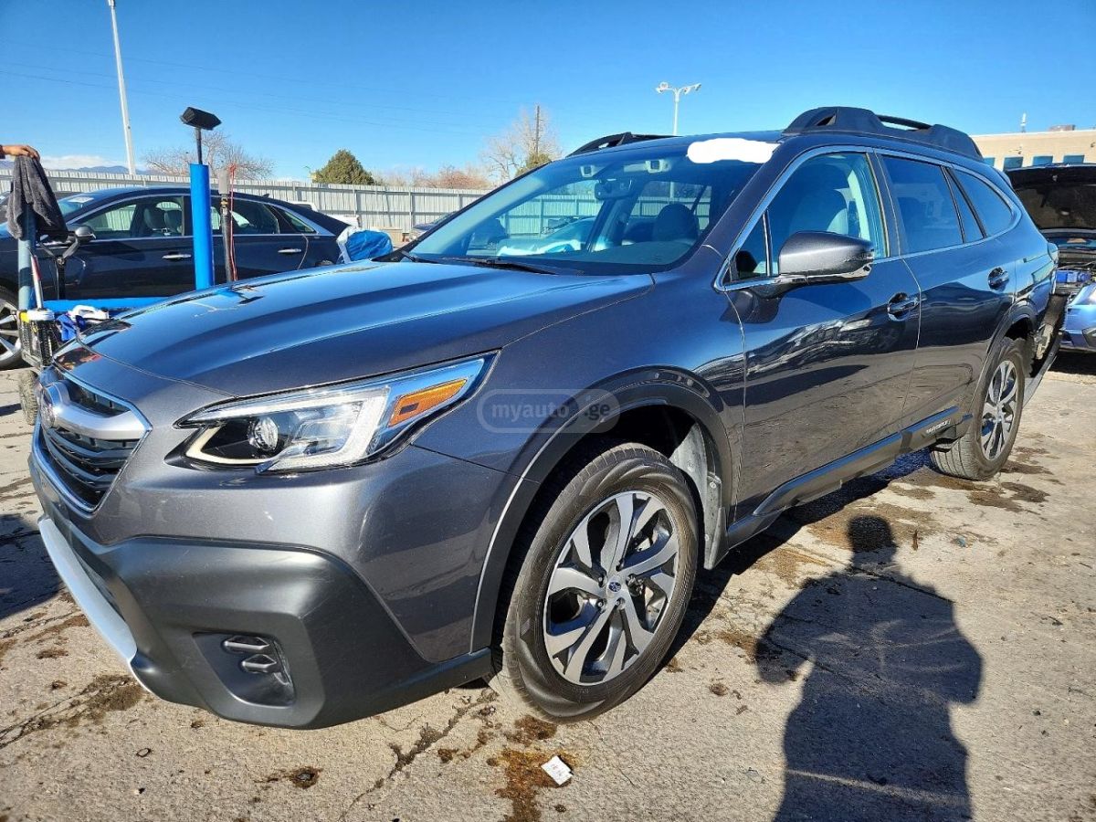 Subaru Outback - фото 1