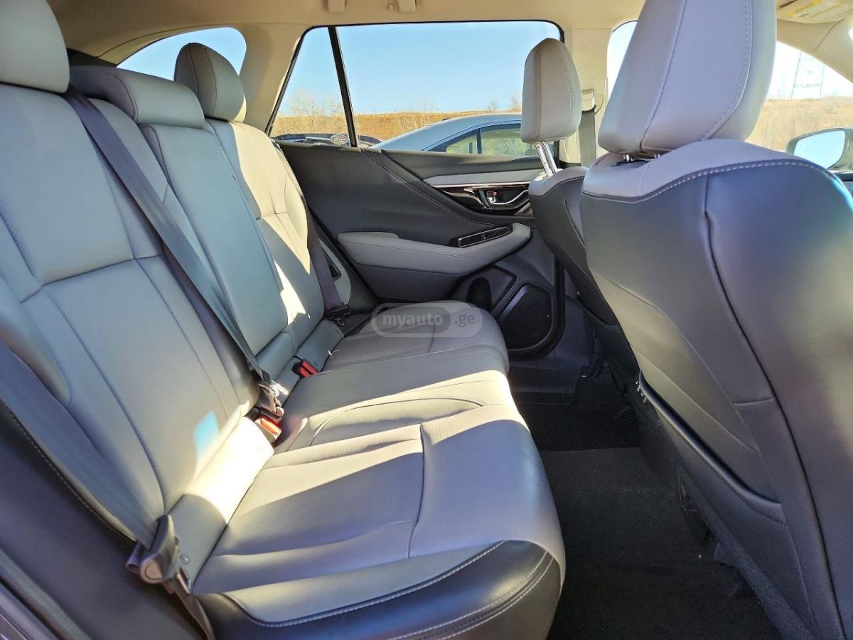 Subaru Outback - фото 10