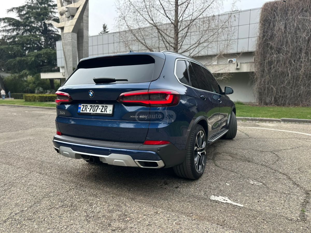 BMW X5 - фото 5