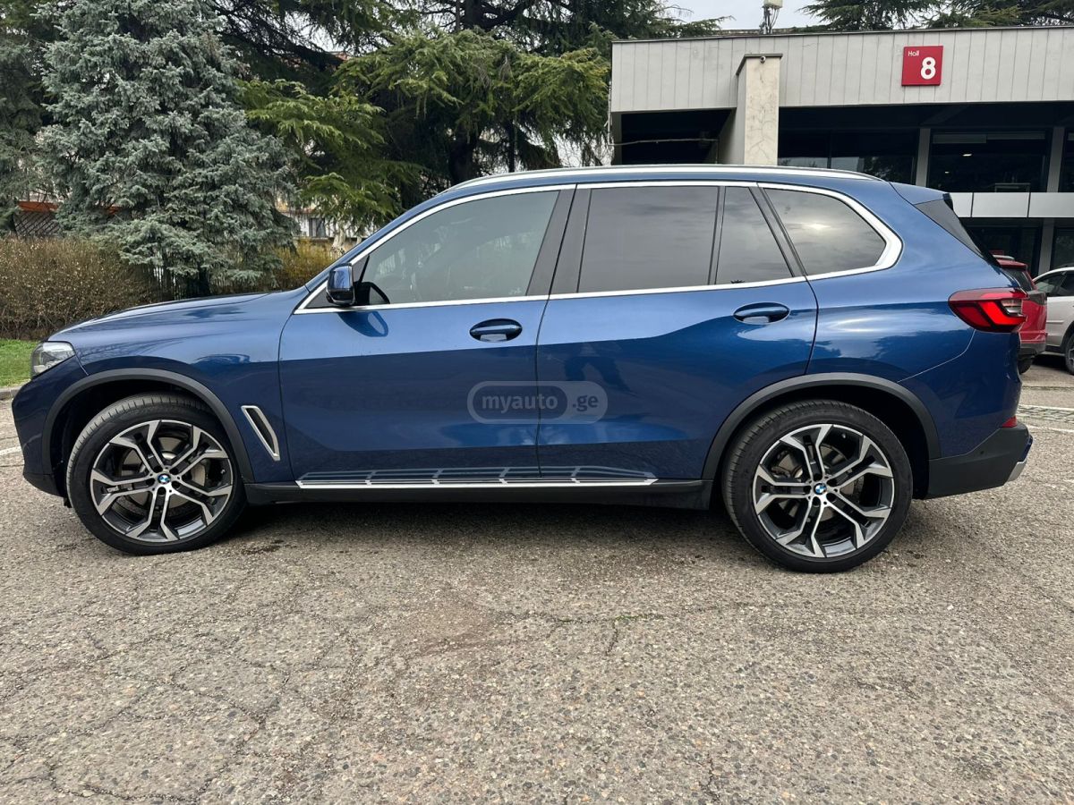 BMW X5 - фото 8