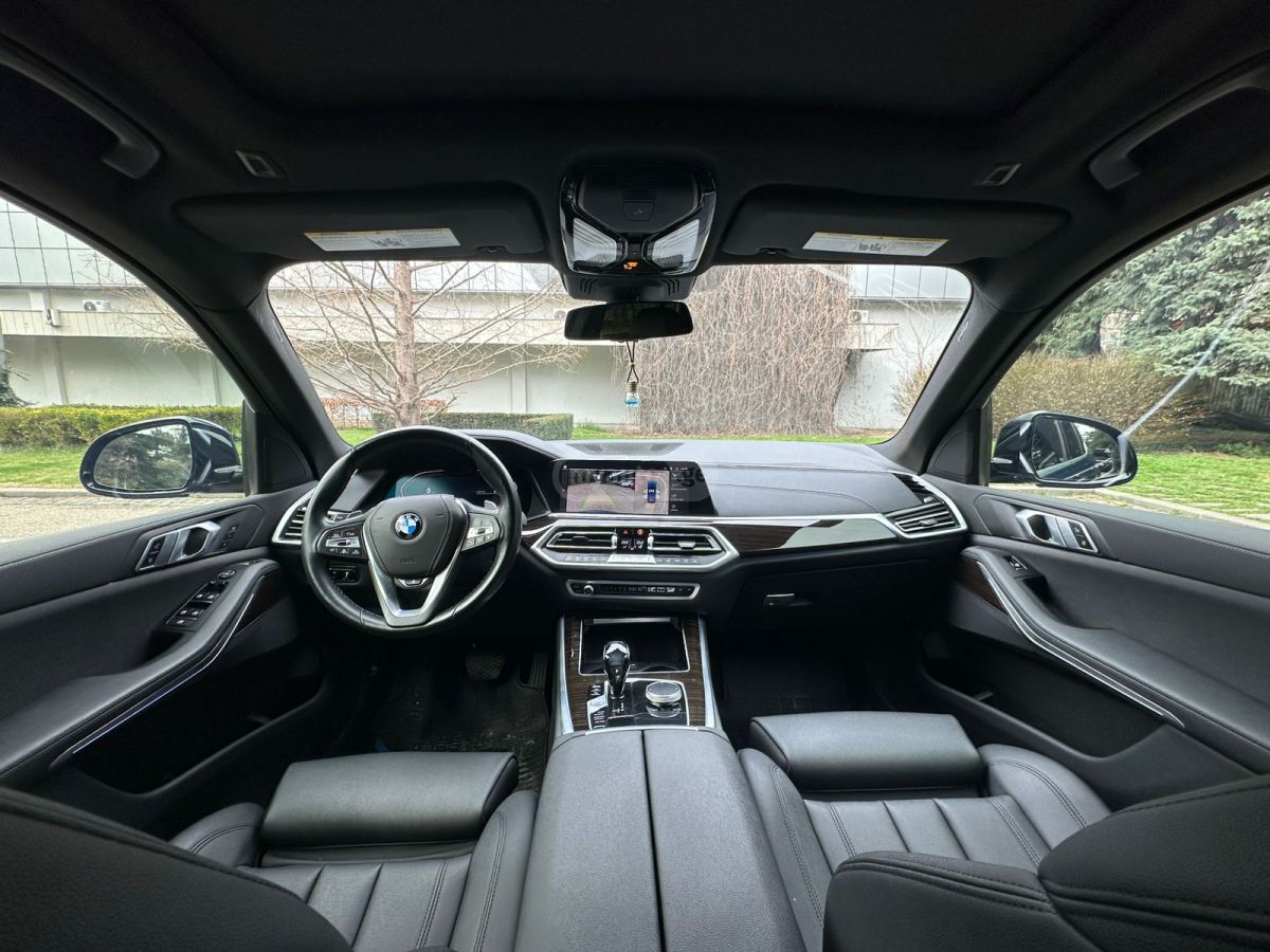 BMW X5 - фото 9