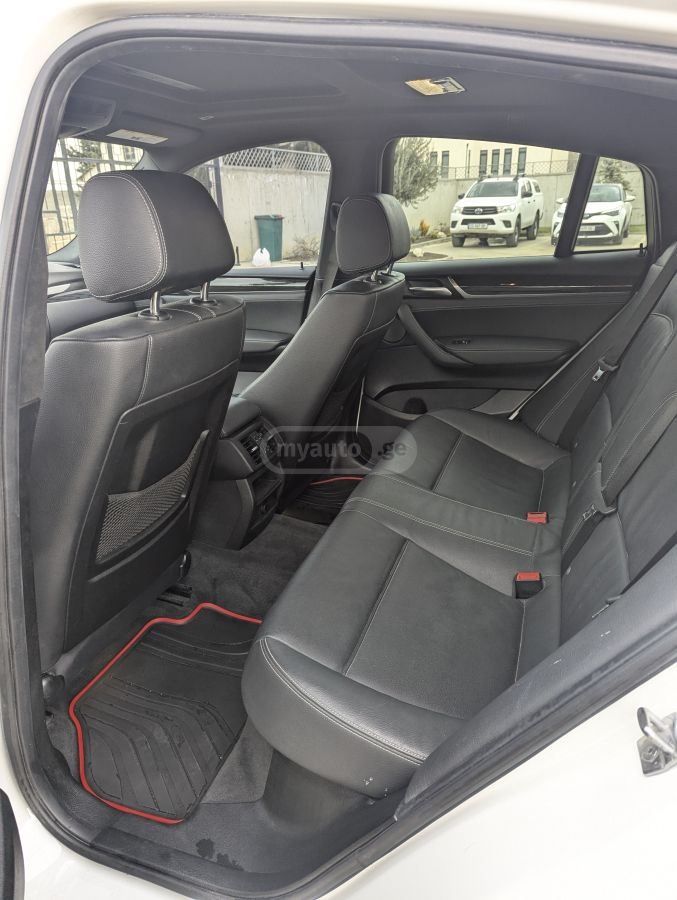 BMW X4 - фото 8