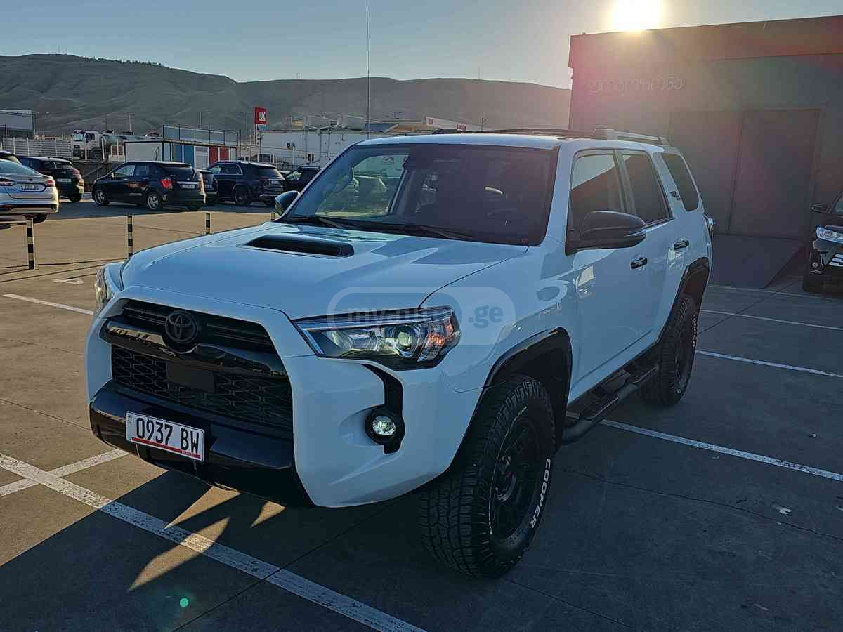 Toyota Toyota 4runner — миниатюра 1