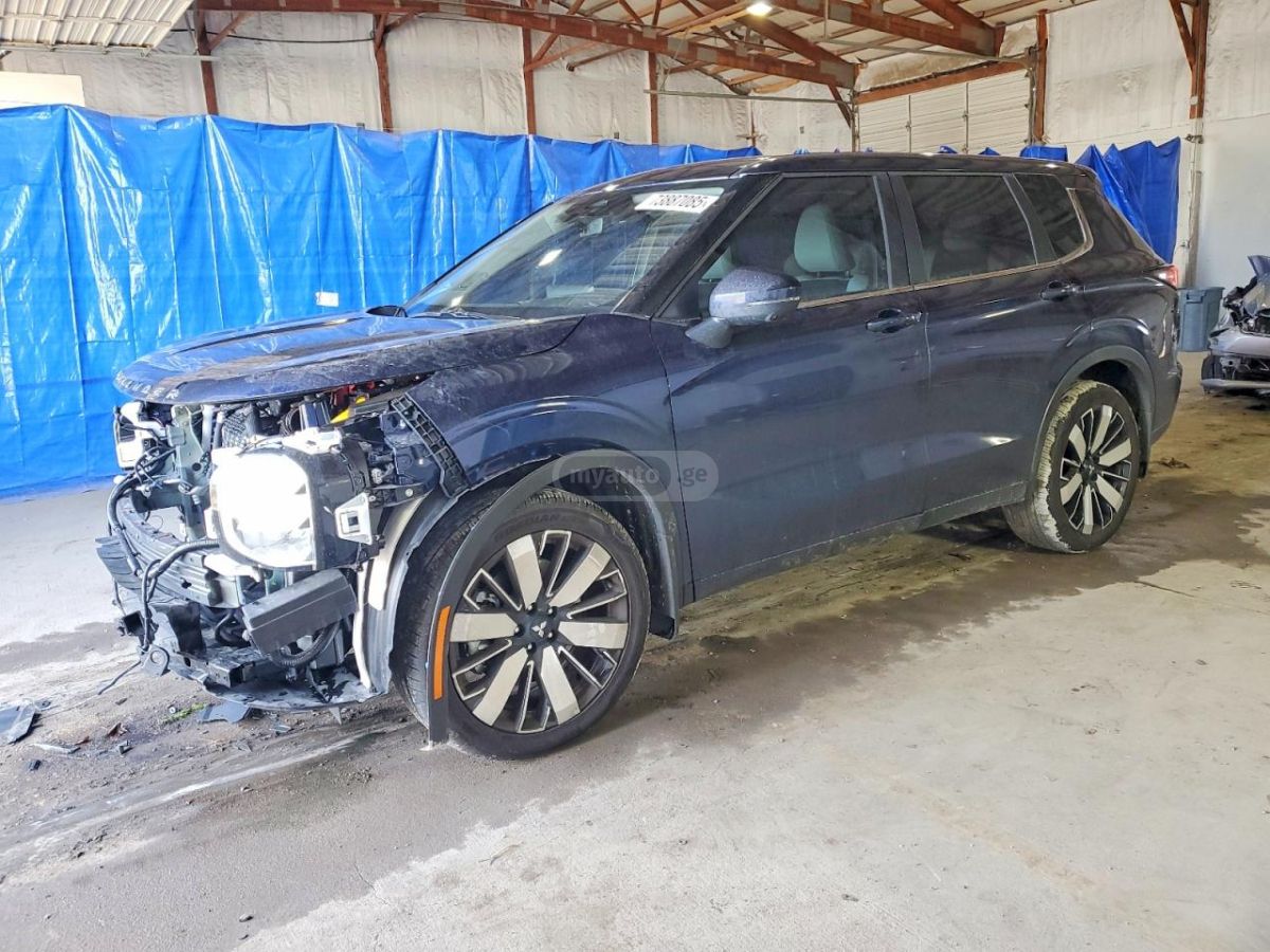 Mitsubishi Outlander 2025 — миниатюра 1