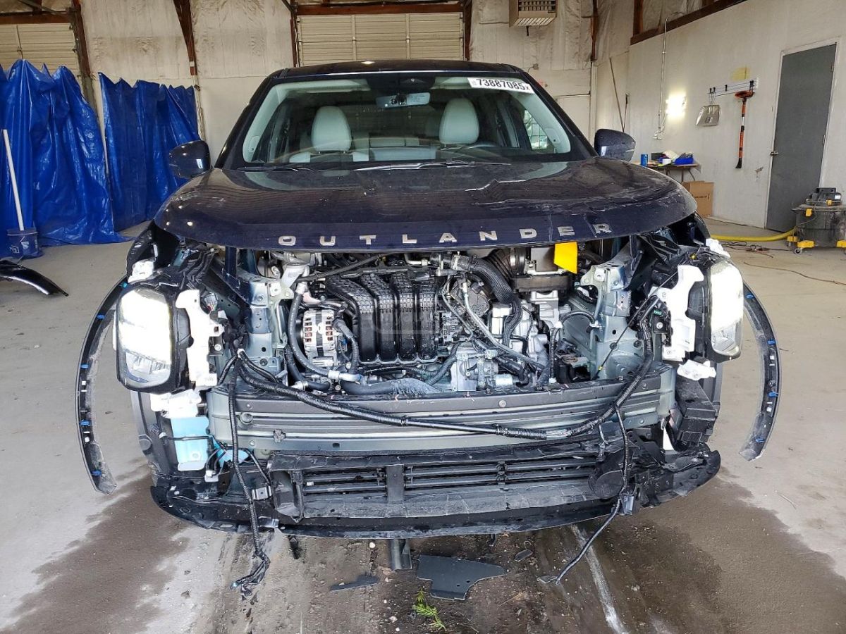 Mitsubishi Outlander 2025 — миниатюра 5