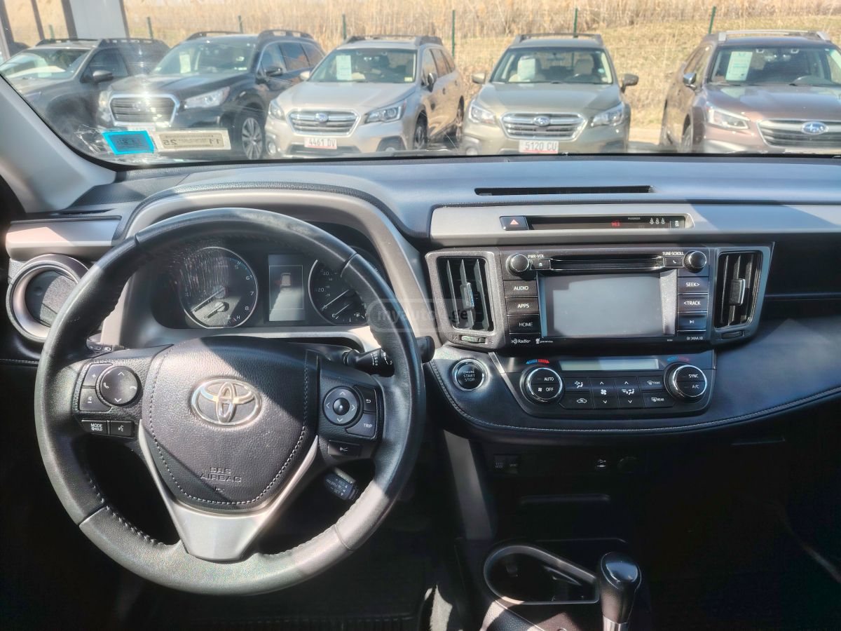 Toyota RAV 4 - фото 12